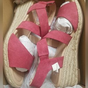 Journee Collection Womens Spencer Pumps Wedge Heel size 9.5